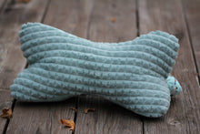 Laden Sie das Bild in den Galerie-Viewer, Leseknochen Einhorn weich