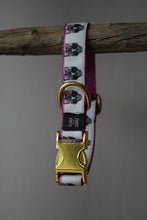 Laden Sie das Bild in den Galerie-Viewer, Hundehalsband Ladyskull weiss lila