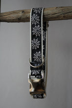 Laden Sie das Bild in den Galerie-Viewer, Hundehalsband Spiderweb