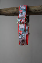 Laden Sie das Bild in den Galerie-Viewer, Hundehalsband Aloha