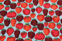Laden Sie das Bild in den Galerie-Viewer, Mundschulzmaske Erdbeeren
